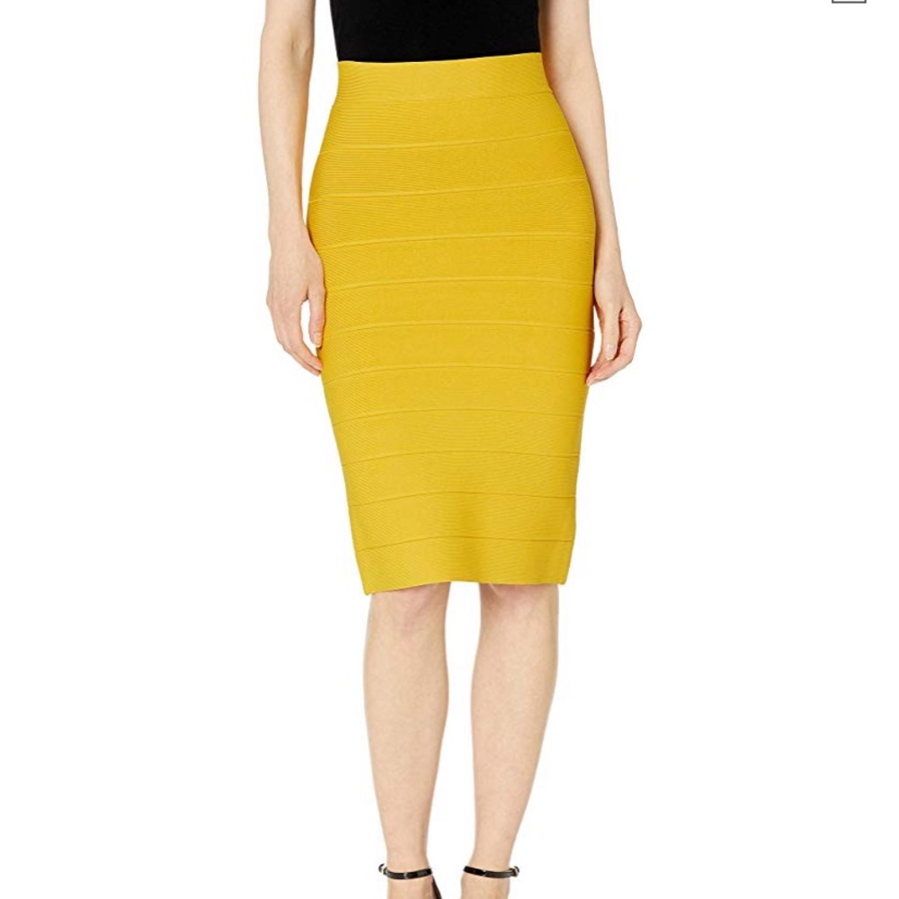 BCBGMAXAZRIA